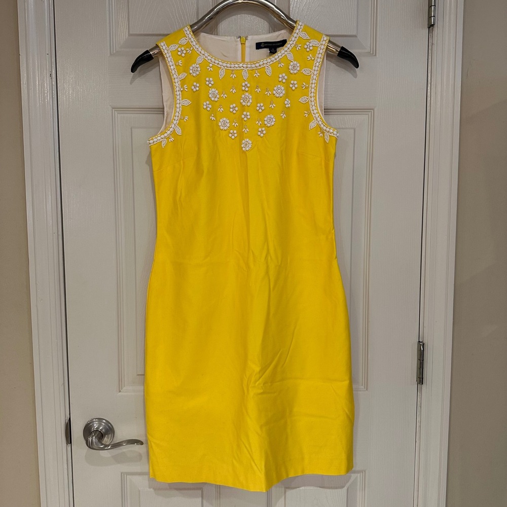 Brooks Brothers Yellow Beaded Floral Shift Dress NWT 4 5368 00104215